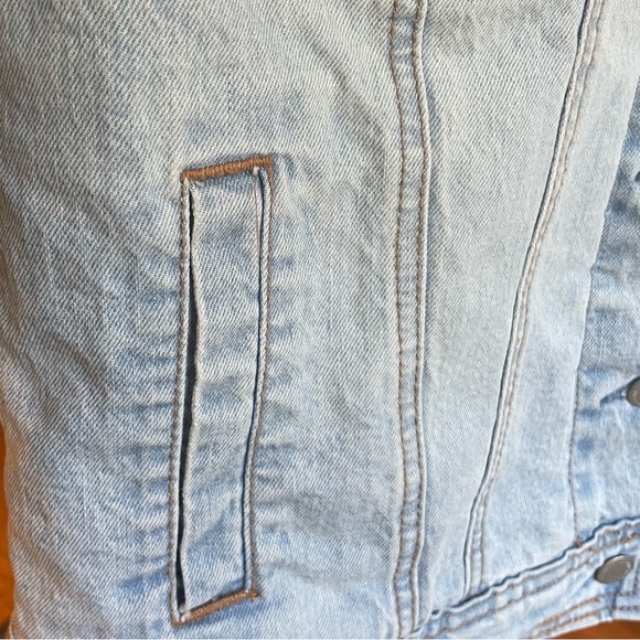 Universal Thread Light Blue Sherpa-Collar Jean Jacket Small NWT - Picture 6 of 7